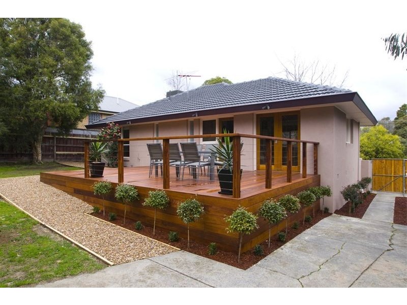 16 Melview Drive, Ringwood North VIC 3134