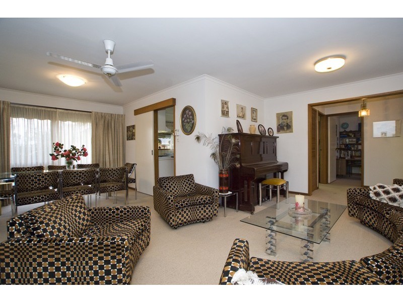 127 Wonga Road, Ringwood North VIC 3134