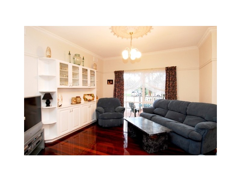 10 James Street, Ringwood VIC 3134