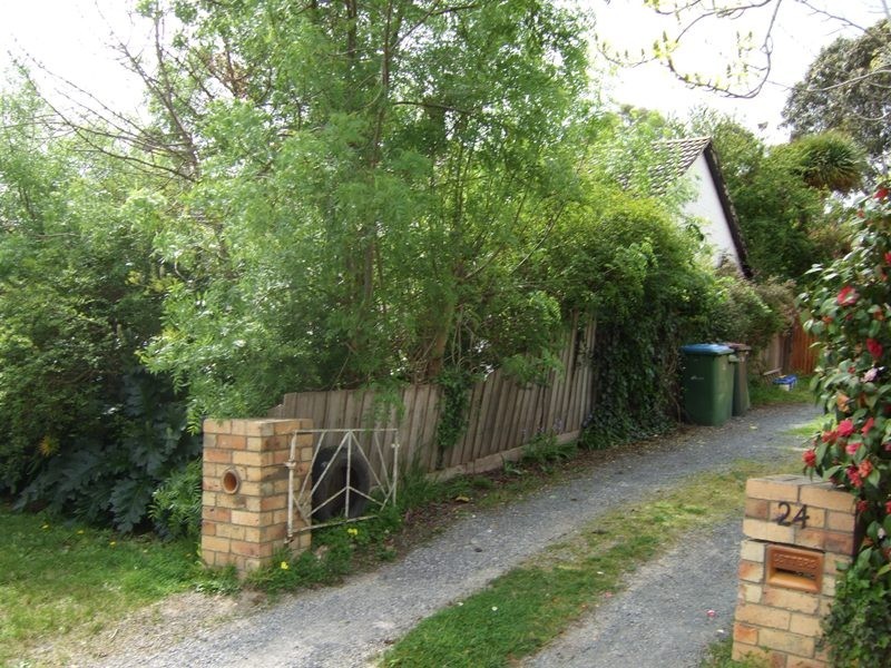 26 Dickson Crescent, Ringwood North VIC 3134