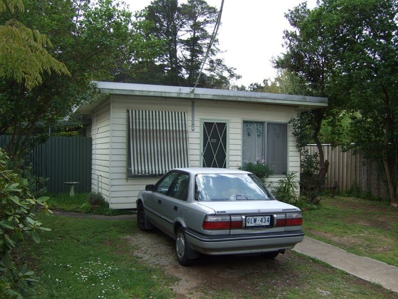 32 Hygeia Parade, Ringwood North VIC 3134