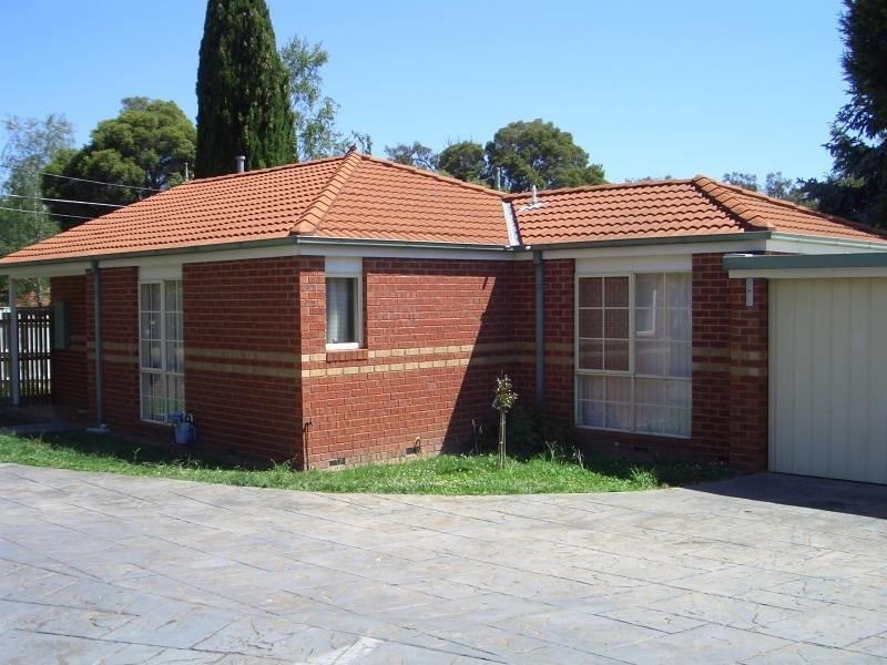 1/1 Wyrunga Street, Ringwood East VIC 3135