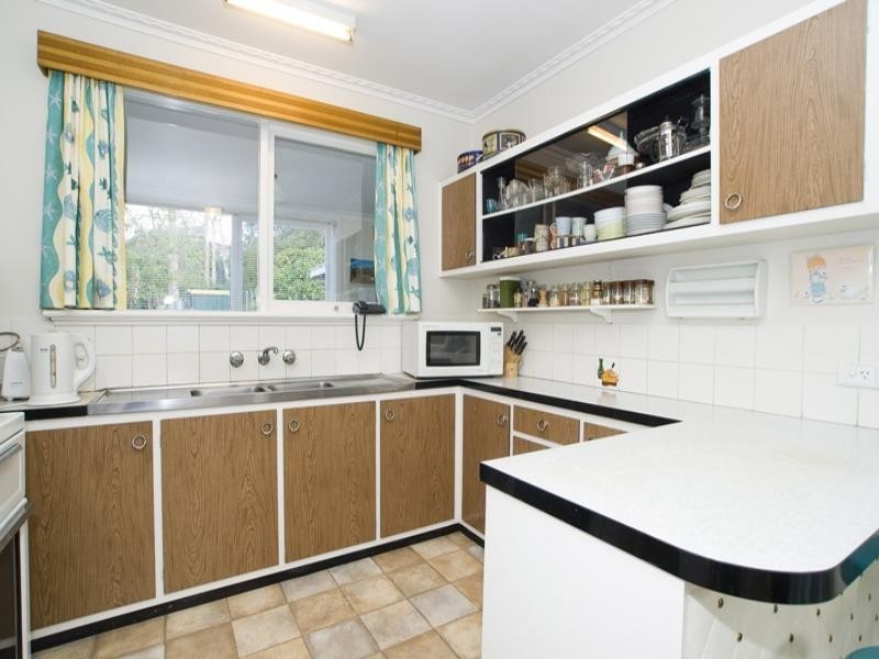 12 Howard Avenue, Ringwood East VIC 3135