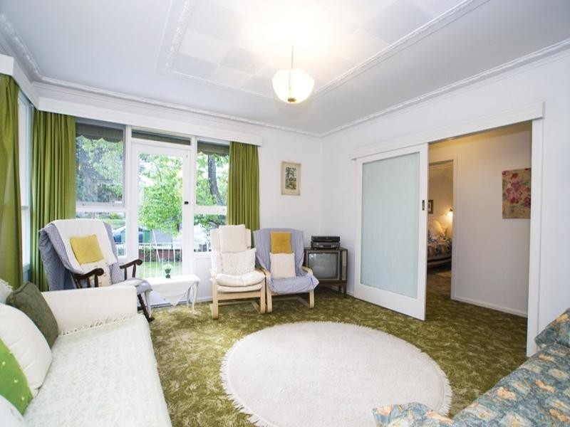 12 Howard Avenue, Ringwood East VIC 3135