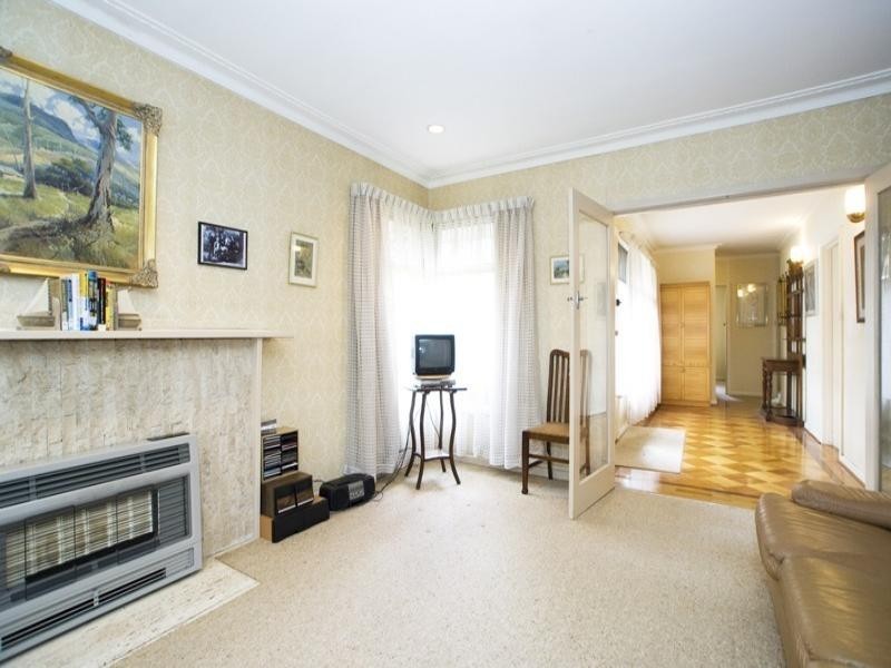 4 Nicole Street, Mount Waverley VIC 3149