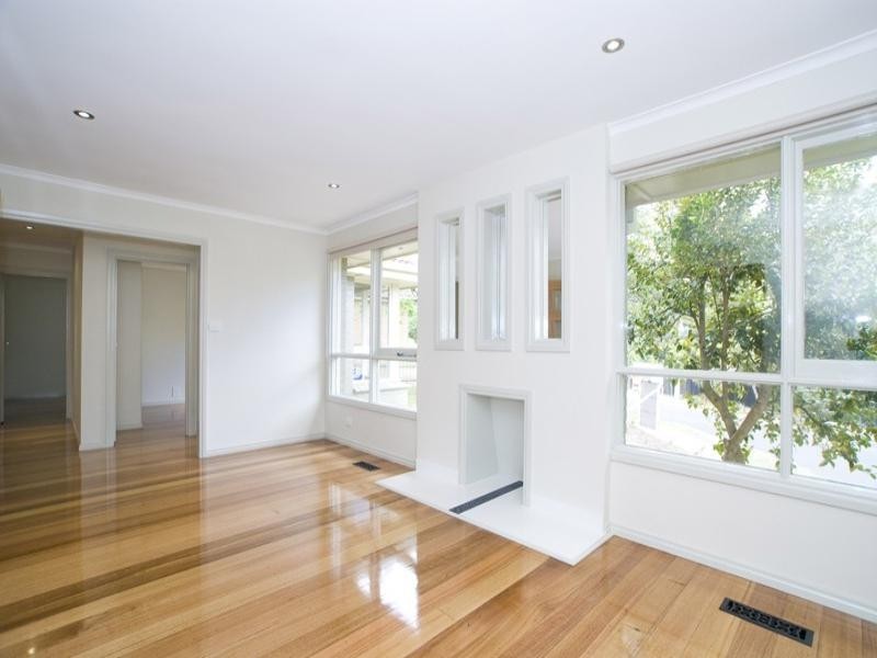 1 Irene Crescent, Mitcham VIC 3132