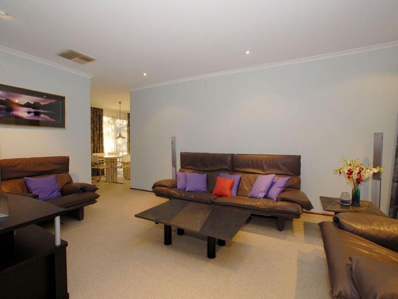 46 Jull Parade, Ringwood North VIC 3134