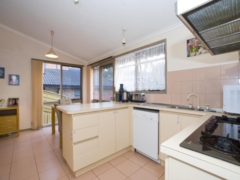 3 Debbie Place, Ringwood North VIC 3134