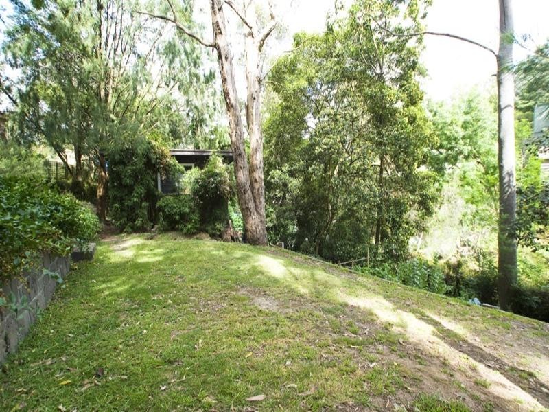 104 Loughnan Road, Ringwood VIC 3134