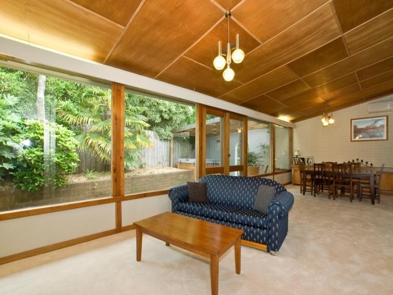 17 Hugh Street, Ringwood VIC 3134