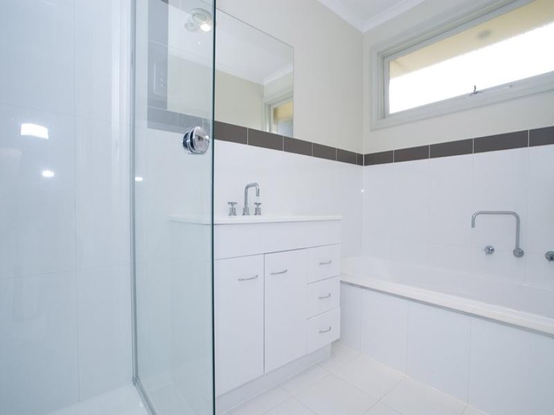 1 Irene Crescent, Mitcham VIC 3132