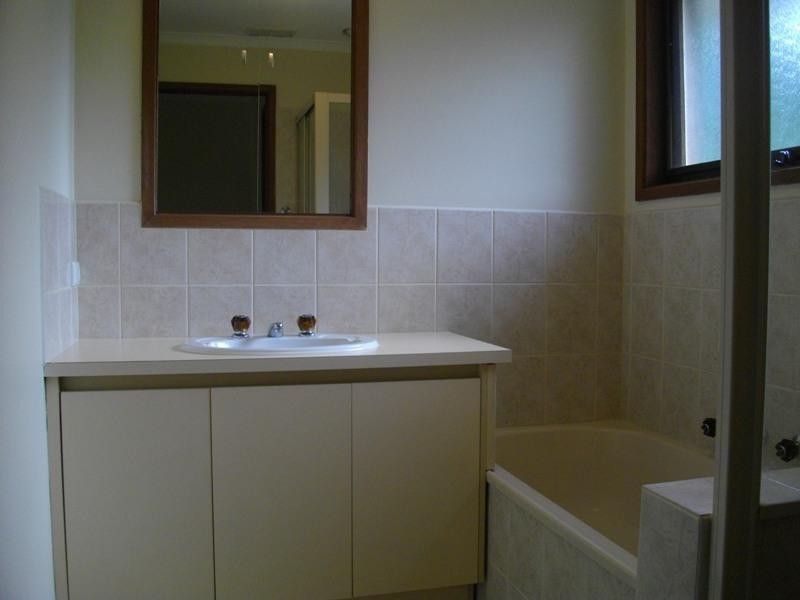 2/54 Barkly Street, Ringwood VIC 3134