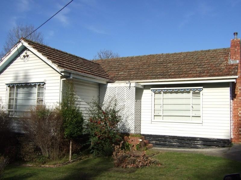 134 Railway Avenue, Ringwood East VIC 3135