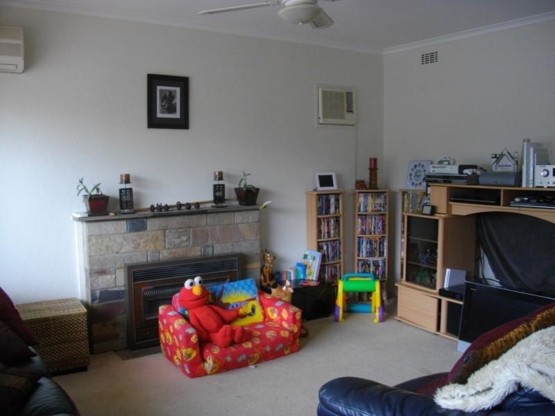 5 Neville Street, Ringwood VIC 3134