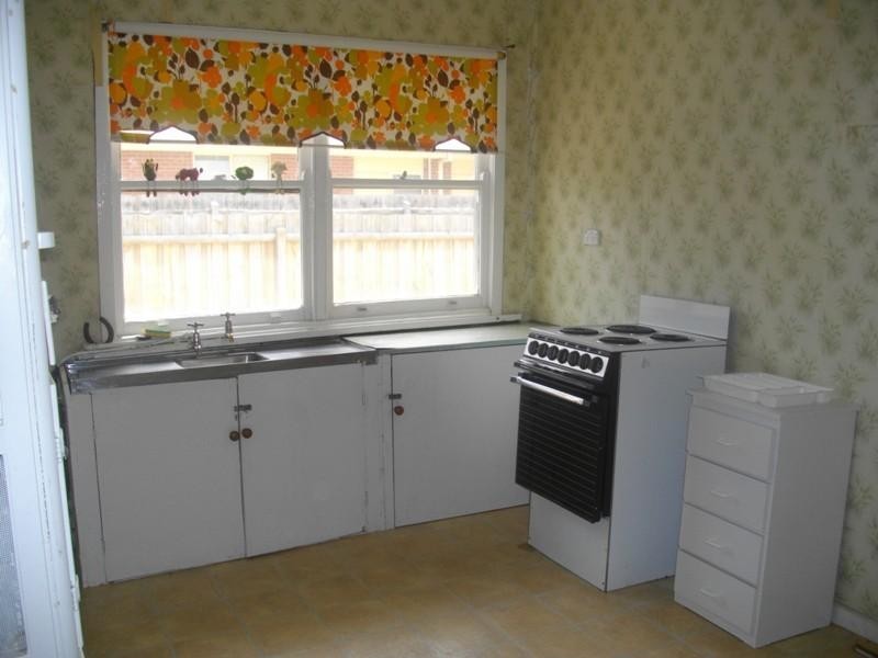 15 Derwent Street, Ringwood North VIC 3134