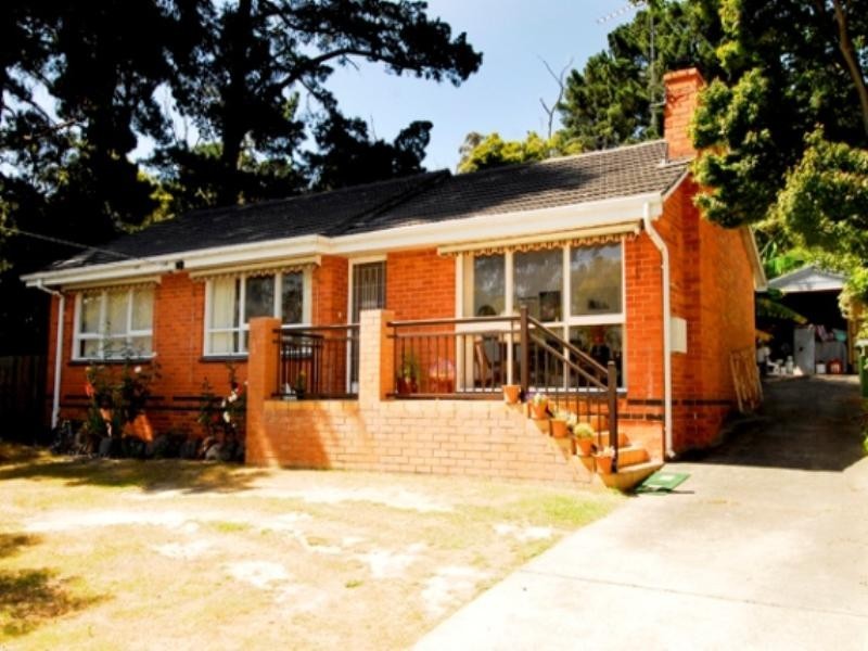 16 Green Street, Ringwood East VIC 3135