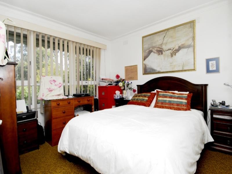 16 Green Street, Ringwood East VIC 3135