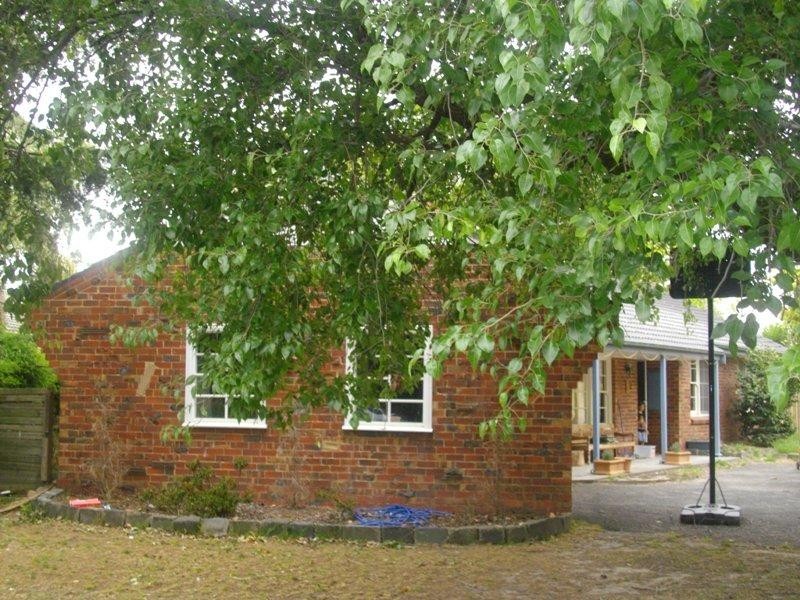 12 Canterbury Court, Bayswater North VIC 3153