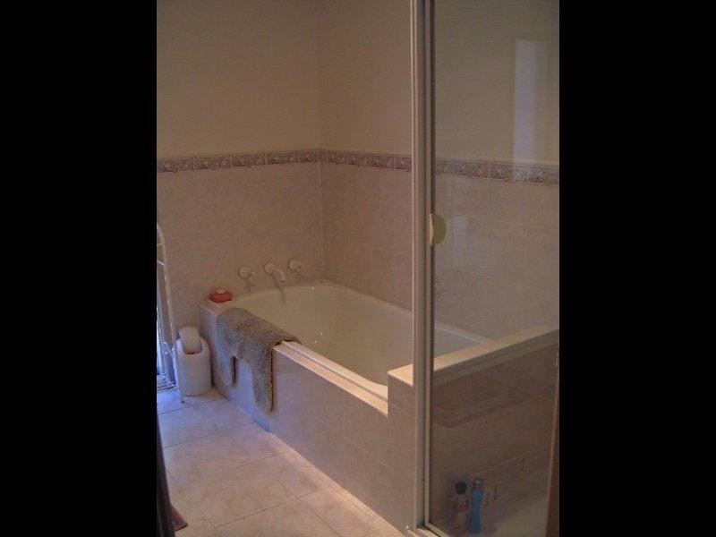 11 Hamsterley Square, Wantirna VIC 3152