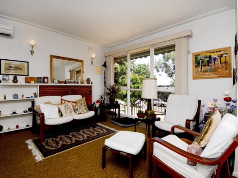 16 Green Street, Ringwood East VIC 3135