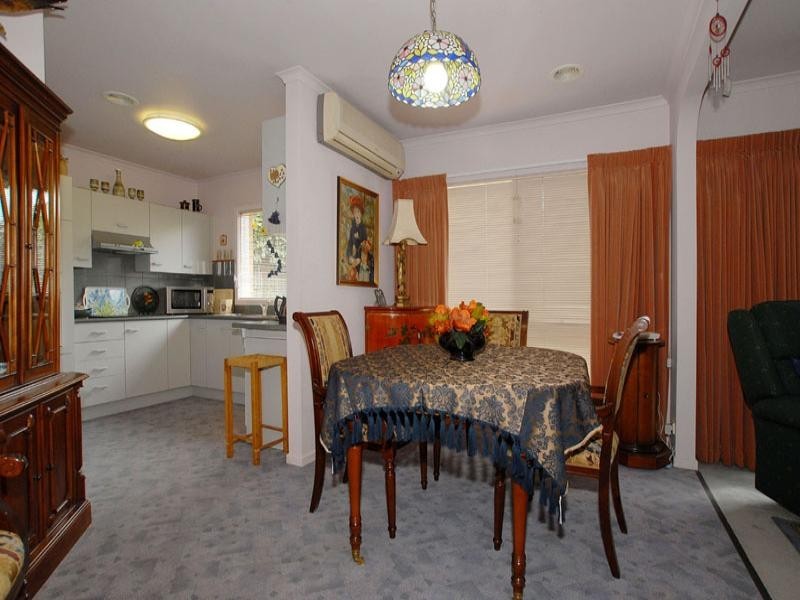 4B Dickson Crescent, Ringwood North VIC 3134