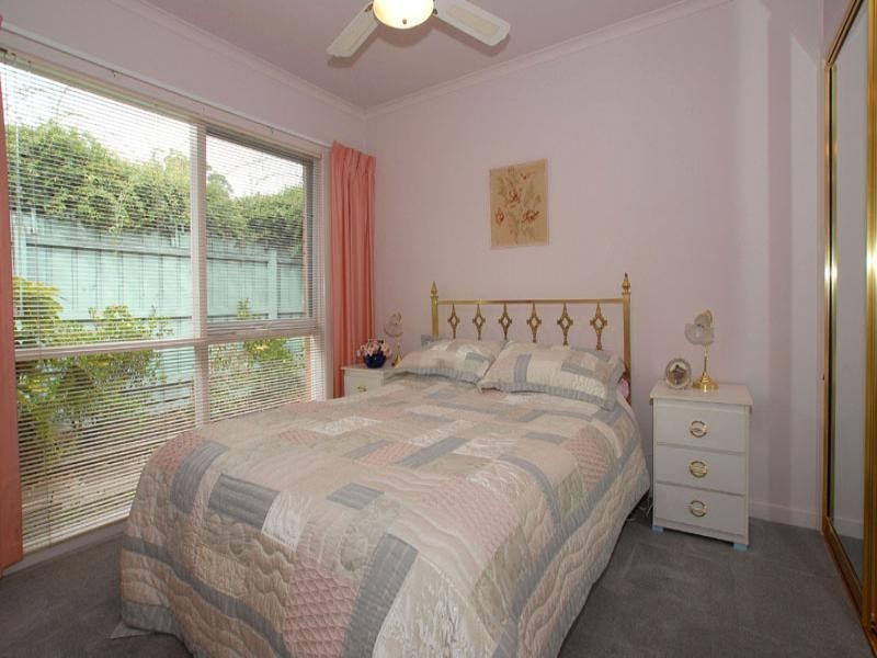 4B Dickson Crescent, Ringwood North VIC 3134