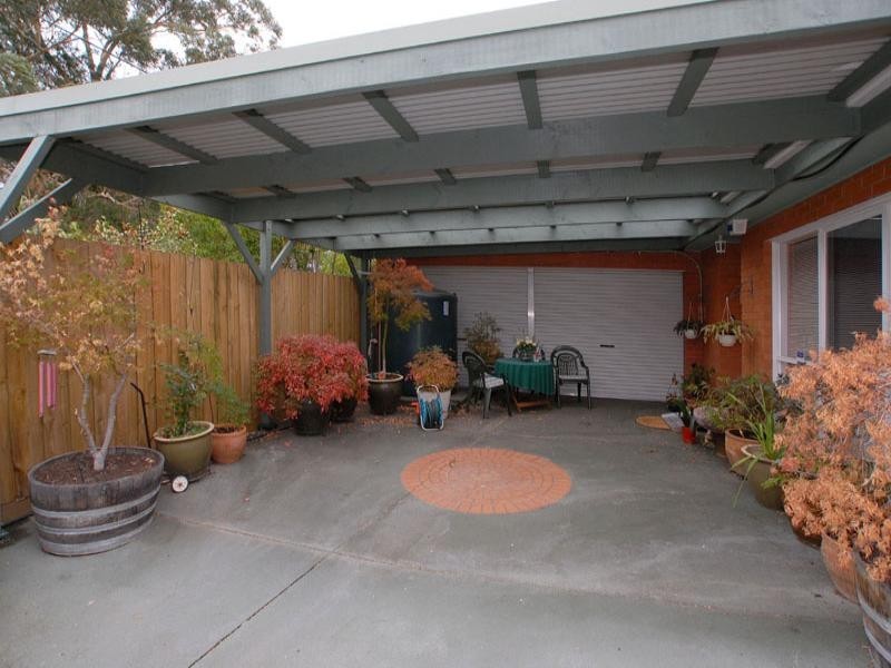 4B Dickson Crescent, Ringwood North VIC 3134