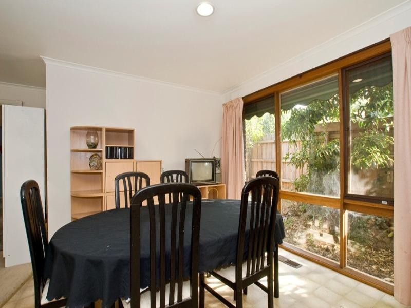 5 Woolmer Court, Croydon Hills VIC 3136