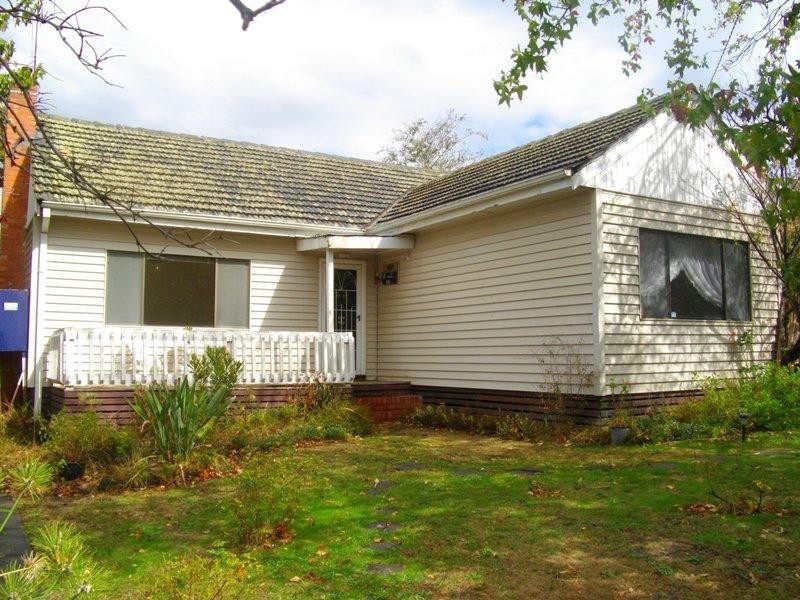 2 Lavender Street, Ringwood VIC 3134