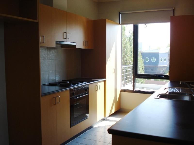 4/2A Acacia Street, Doncaster East VIC 3109