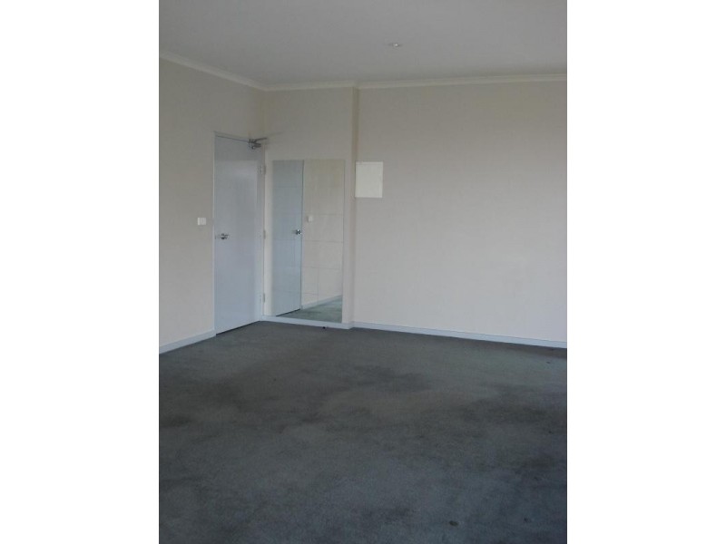 4/2A Acacia Street, Doncaster East VIC 3109