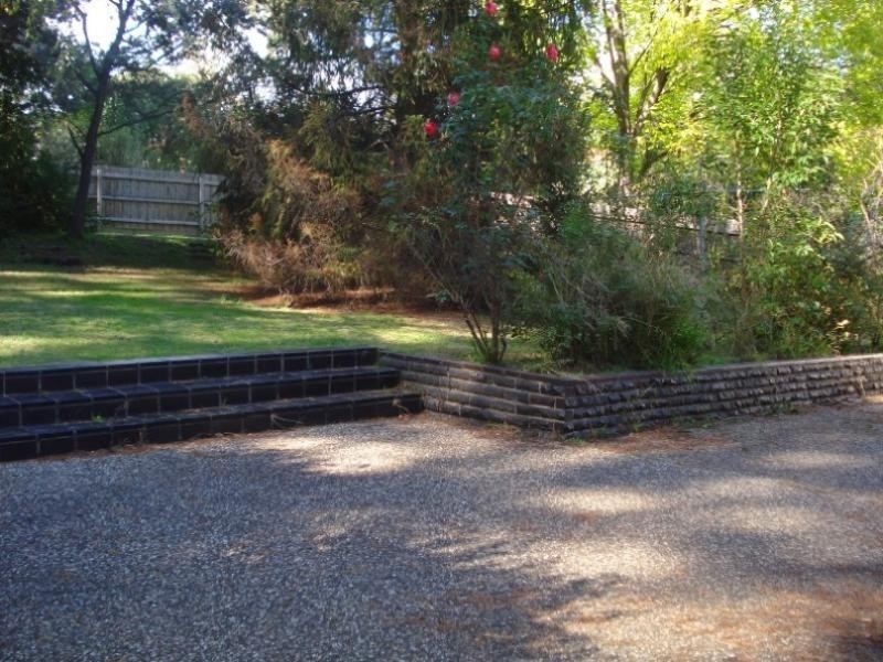 8 Montalbo Road, Ringwood North VIC 3134