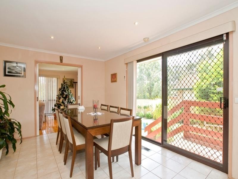 34 Woodlands Road, Heathmont VIC 3135