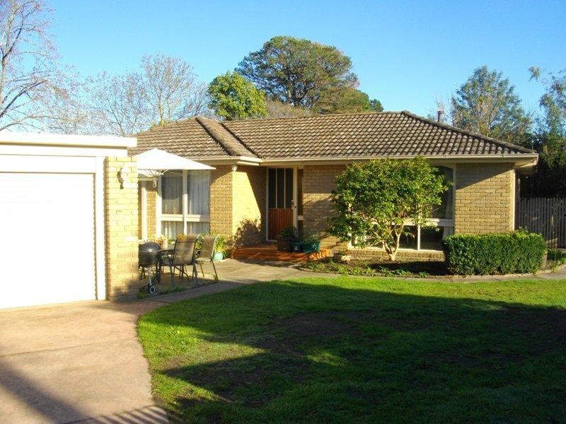 17 Cormistom Road, Ringwood North VIC 3134