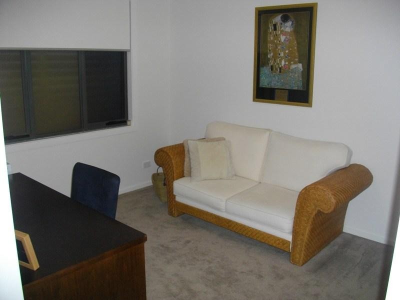 11/5 Churchill Avenue, Ringwood VIC 3134