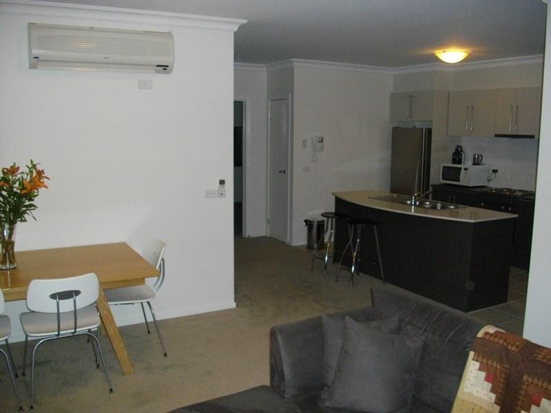 11/5 Churchill Avenue, Ringwood VIC 3134