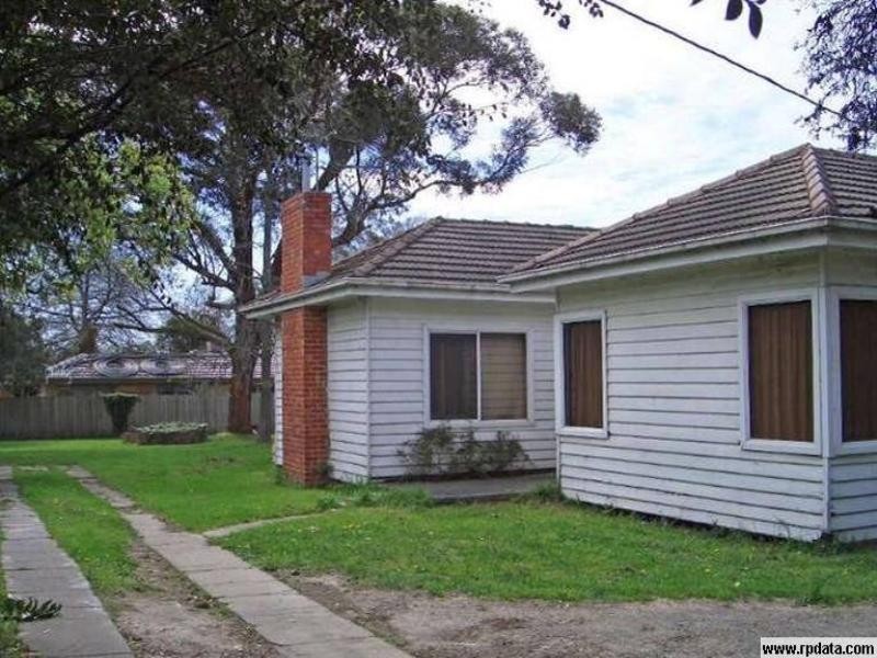 9 Canterbury Road, Ringwood East VIC 3135