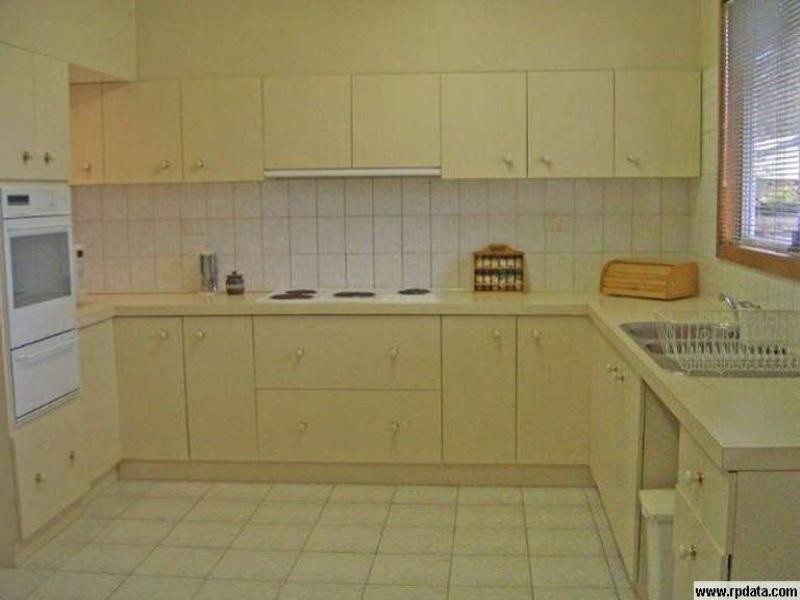 9 Canterbury Road, Ringwood East VIC 3135