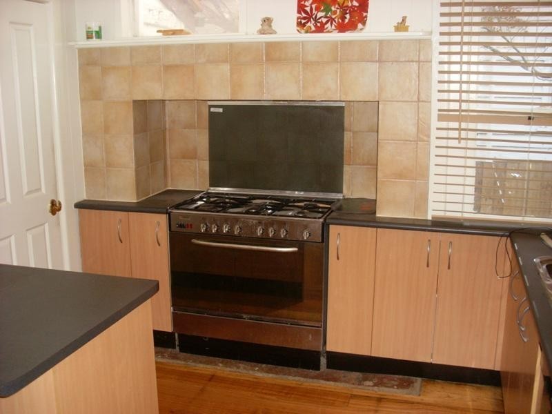 12 Nelson Street, Ringwood VIC 3134