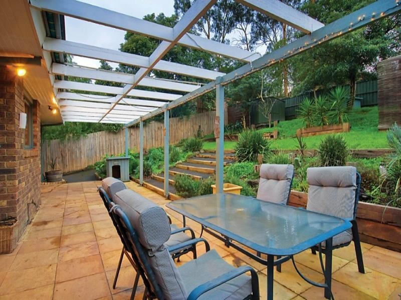 12 San Remo Road, Ringwood North VIC 3134