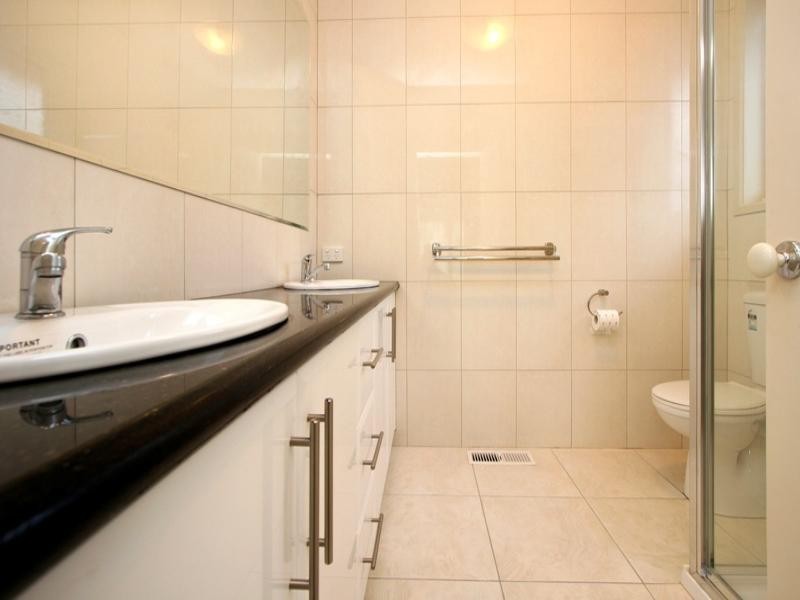 1/1D Hearthside Court, Ringwood VIC 3134