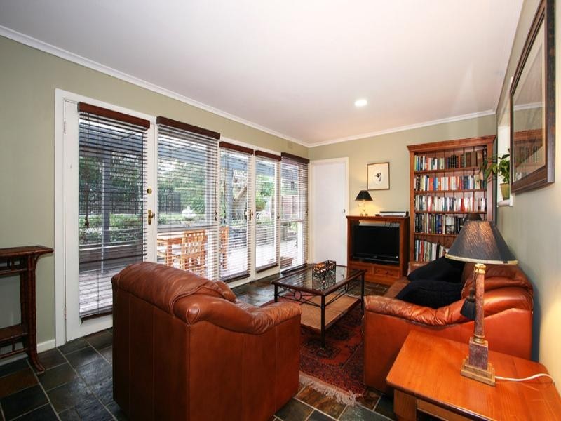 49 Angus Avenue, Ringwood East VIC 3135