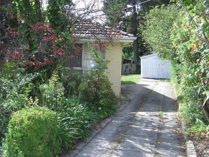 1A Ware Crescent, Ringwood East VIC 3135