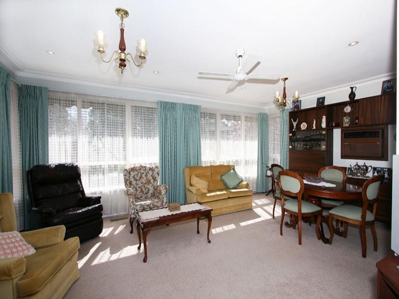 17 Melview Drive, Ringwood North VIC 3134