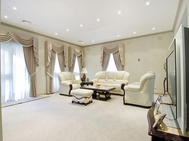 5 Woodchurch Close, Ringwood North VIC 3134