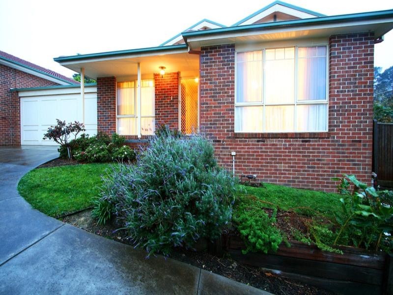 1/5 Howard Avenue, Ringwood East VIC 3135