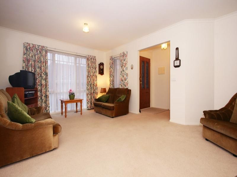 1/5 Howard Avenue, Ringwood East VIC 3135