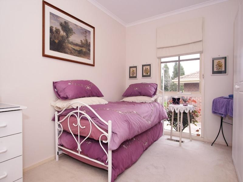 2/115 Erica Court, Heathmont VIC 3135