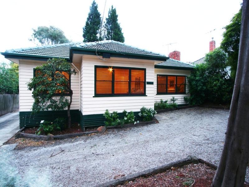 1/4 Great Ryrie Street, Ringwood VIC 3134