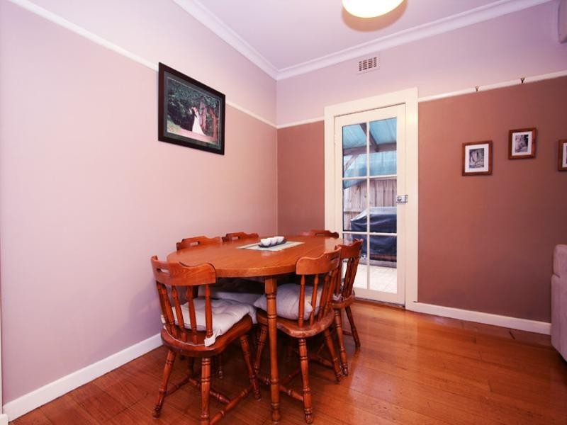 1/4 Great Ryrie Street, Ringwood VIC 3134